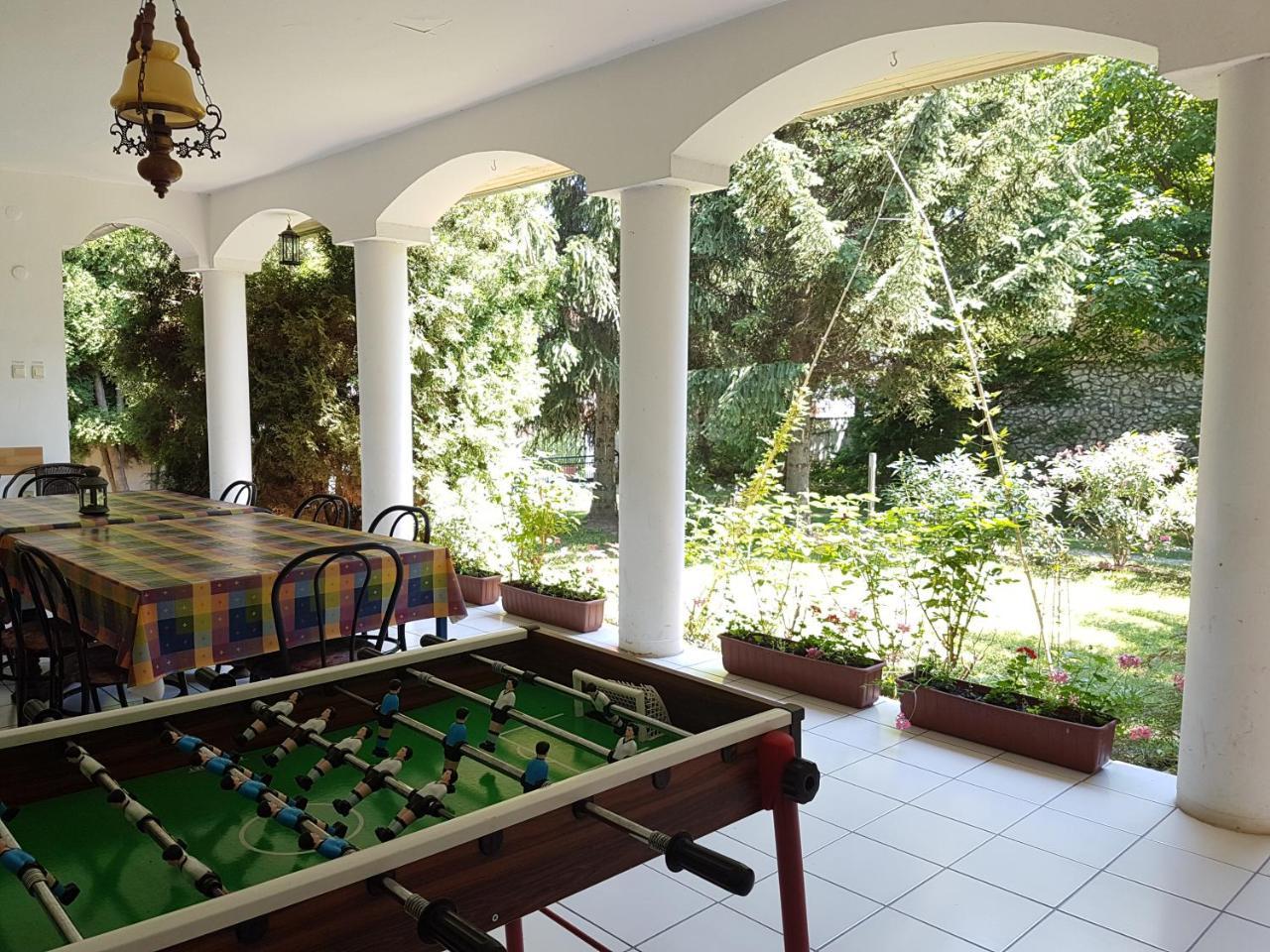 Hotel Fertodi Kuria Vendeghaz Zewnętrze zdjęcie